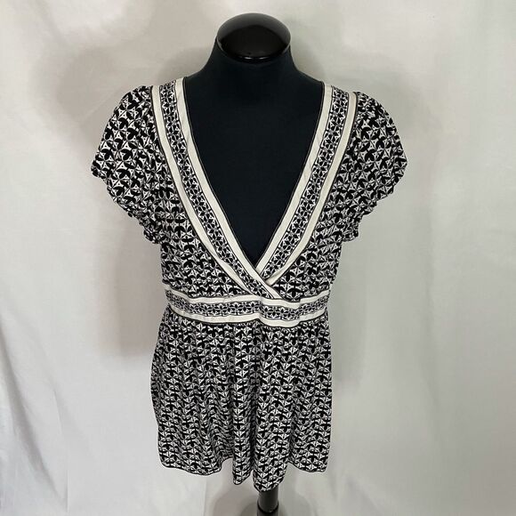 Max Studio V-Neck Blouse - Women’s L - Picture 2 of 6